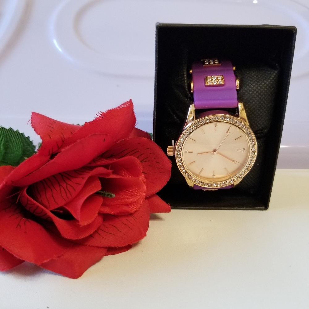 Stainless Steel Bling Watch with Rhinestone Purple New